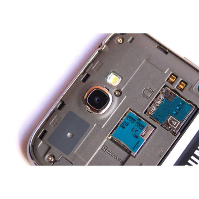 Reparar El Lector de la Tarjeta SIM del Samsung Galaxy Note 2 - Mun...