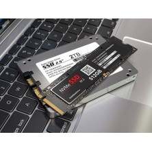 Ampliar disco duro SSD en PC(1TB) en 1 h con garantia y en Madrid