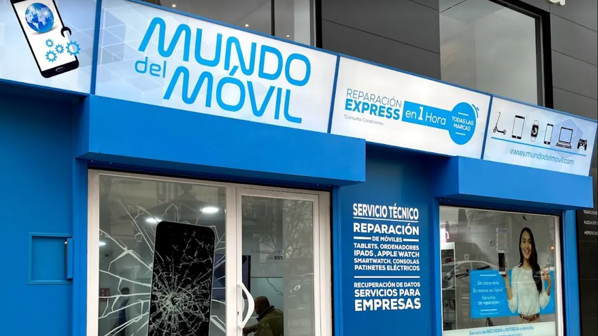 Fachada de Mundo del Móvil en Príncipe de Vergara 291, Chamartín